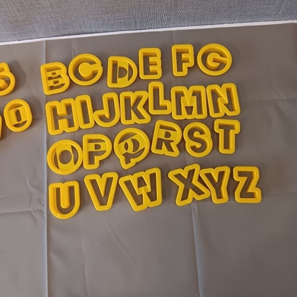 Bread Molds Cookie Cutters 35 piece lot set Alphabet Numbers Plastic Easy Clean - Picture 3 of 3